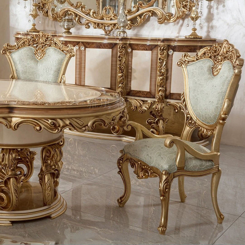 Nhà hàng sang trọng theo phong cách Baroque của Ý với tủ đựng cơm bàn ghế chạm khắc bằng tay palazzo